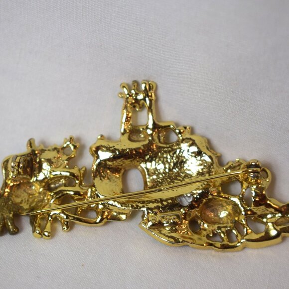 Vintage Gold Tone American Jewelry Co Noah's Ark Pin Brooch - Picture 2 of 2